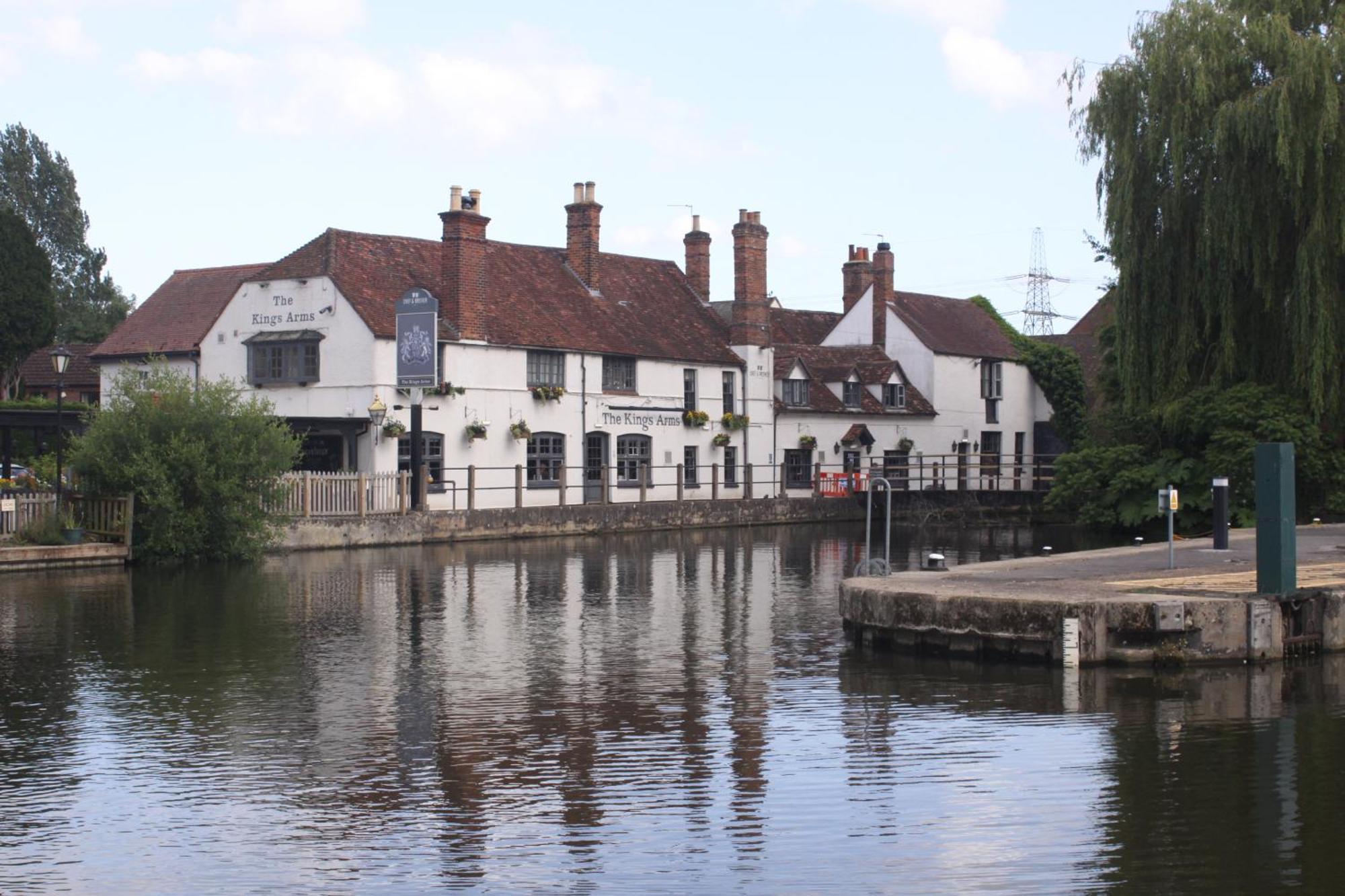 Sandford Meadow Guest House Kennington  Εξωτερικό φωτογραφία